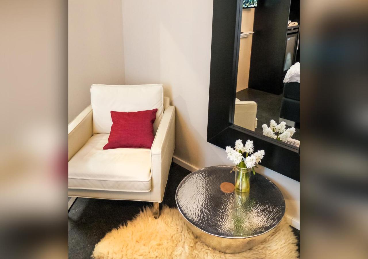 Comfort And Style In City Center With Ensuite Bathroom On Schaafenstrasse Cologne Exterior photo